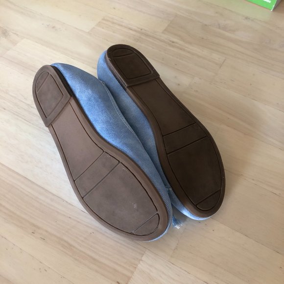 Girls Size 1 Gap Flats - Picture 6 of 6